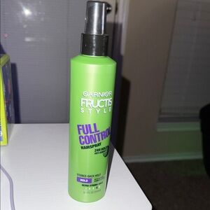 Garnier Fructis Style Full Control Hairspray in Bright Green